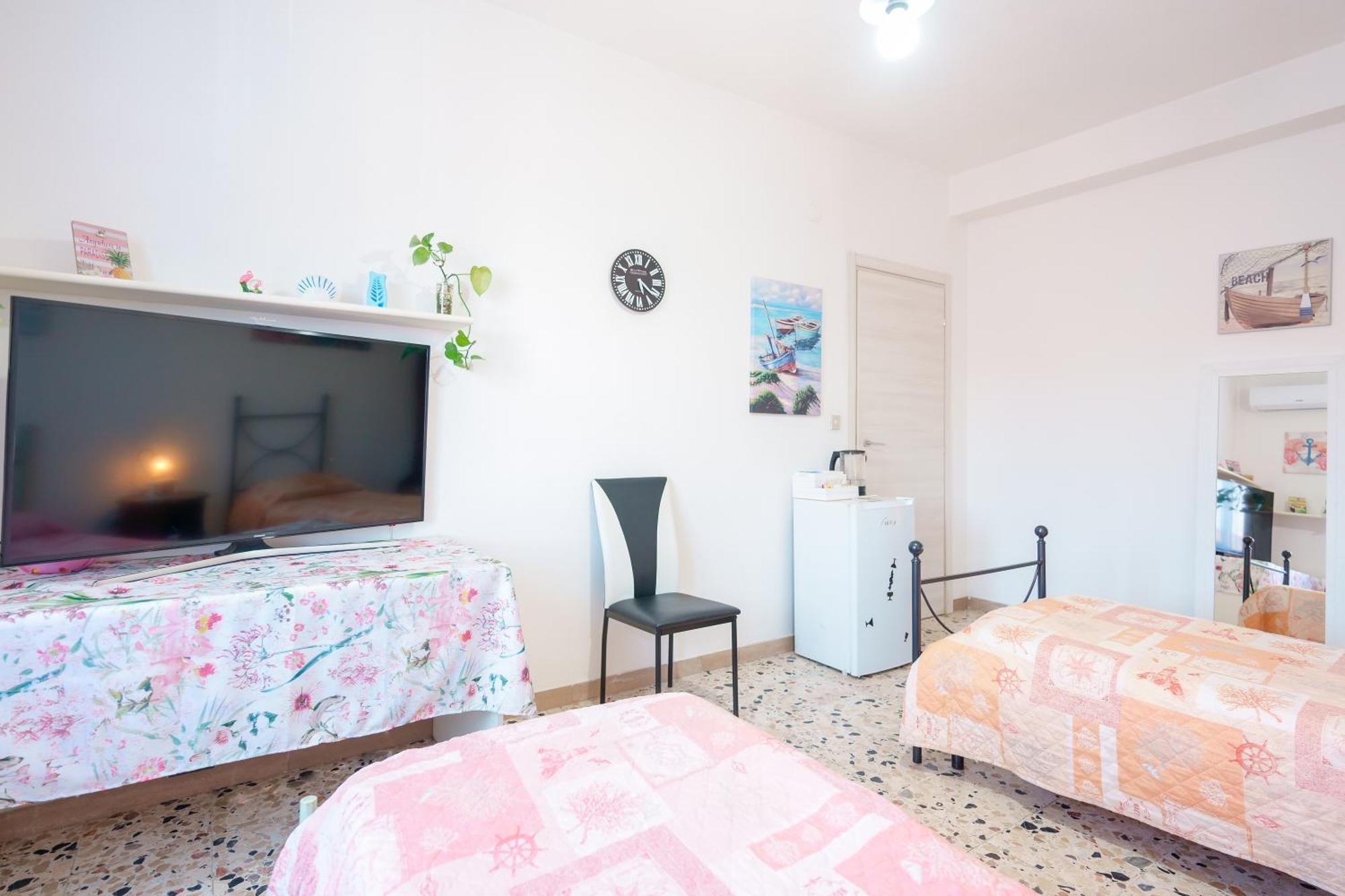 B&B Pothos - Eng Ita - Air Conditioning Wi-Fi Fridge Netflix Local Guide - Aria Condizionata, Frigo, Internet, Guida Locale Cagliari Extérieur photo