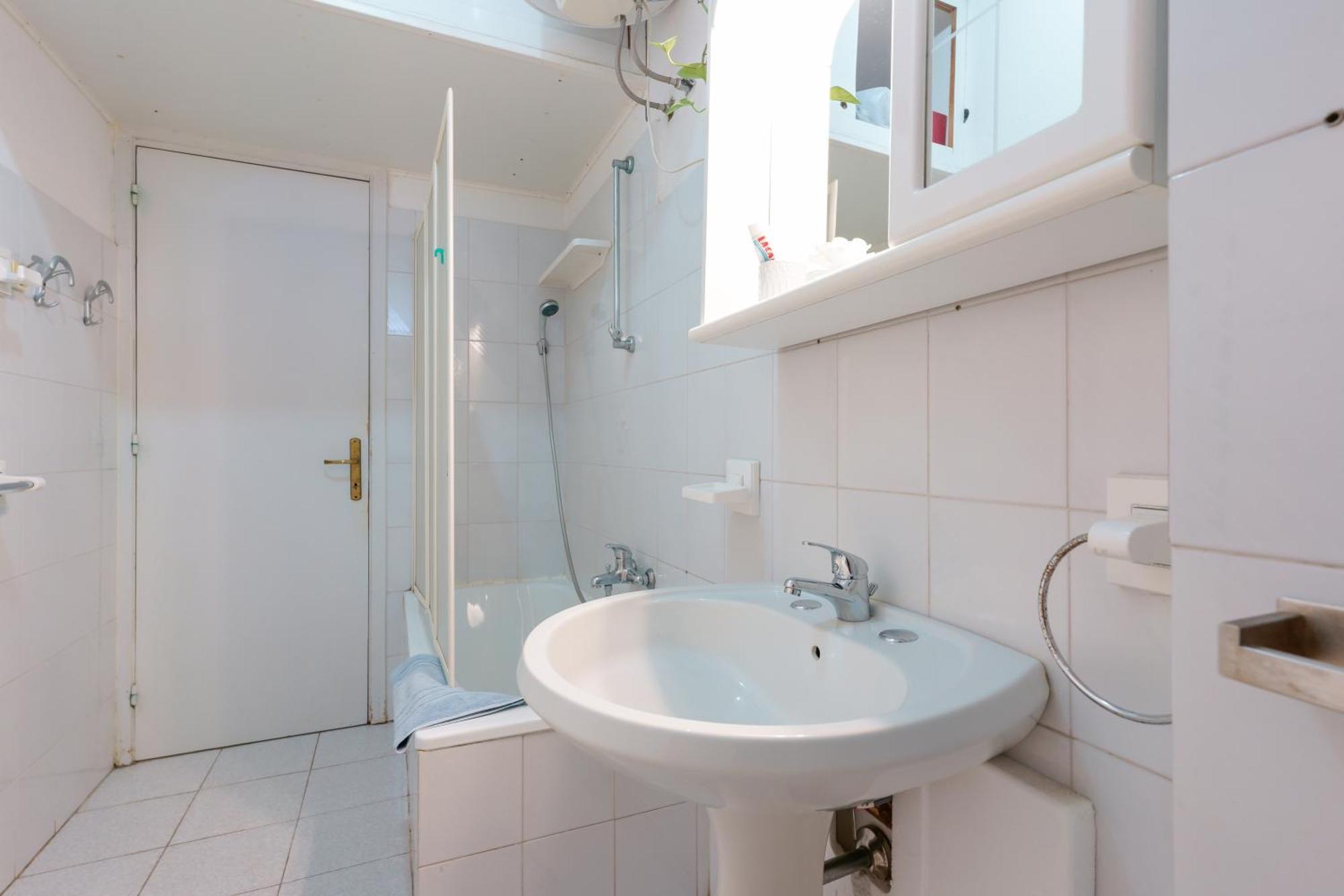 B&B Pothos - Eng Ita - Air Conditioning Wi-Fi Fridge Netflix Local Guide - Aria Condizionata, Frigo, Internet, Guida Locale Cagliari Extérieur photo